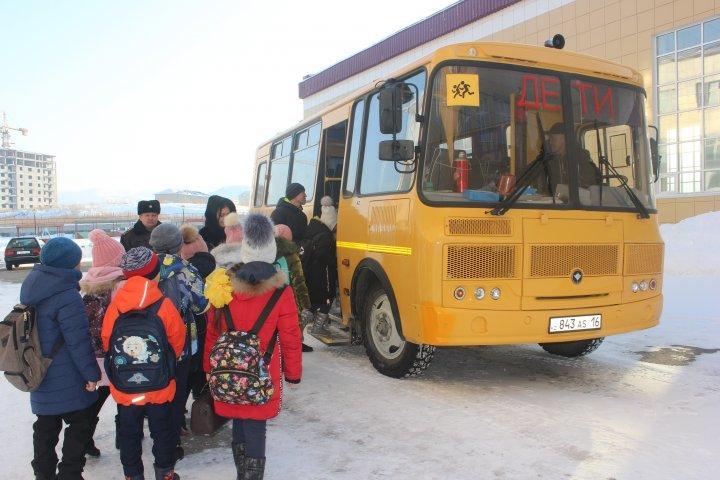 №46 орта мектеп автобусы