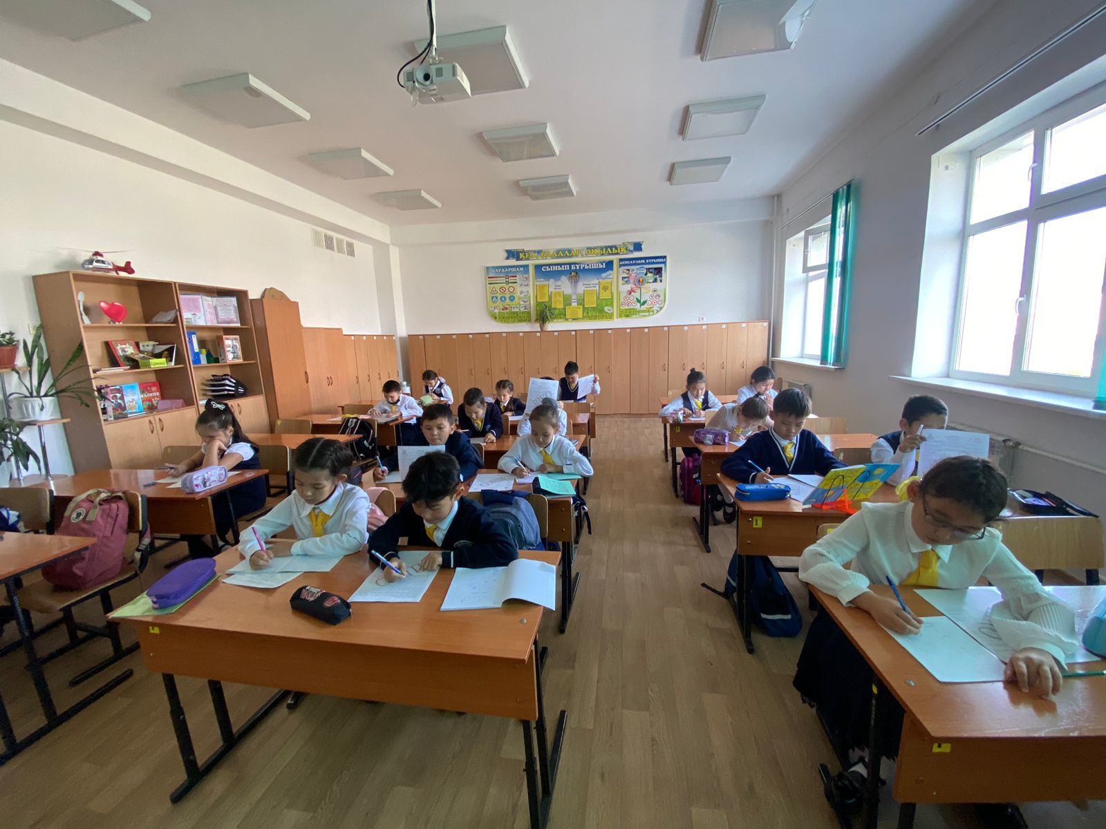 3-4 сынып оқушыларына арналған "Алтын сақа" олимпиадасының мектепішілік кезеңі.