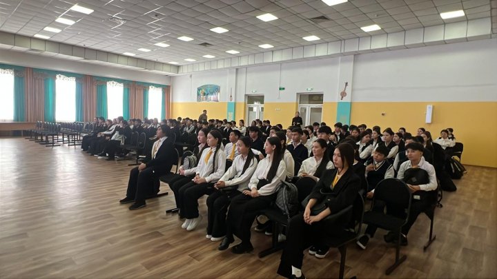 Қауіпсіздік ережелері, соның ішінде лазерлік құрылғылардың зияны туралы  өтті.